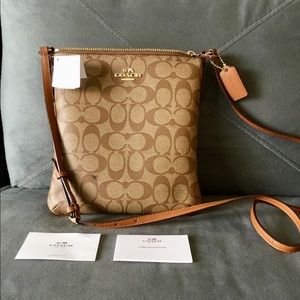 *NWT* COACH Crossbody bag